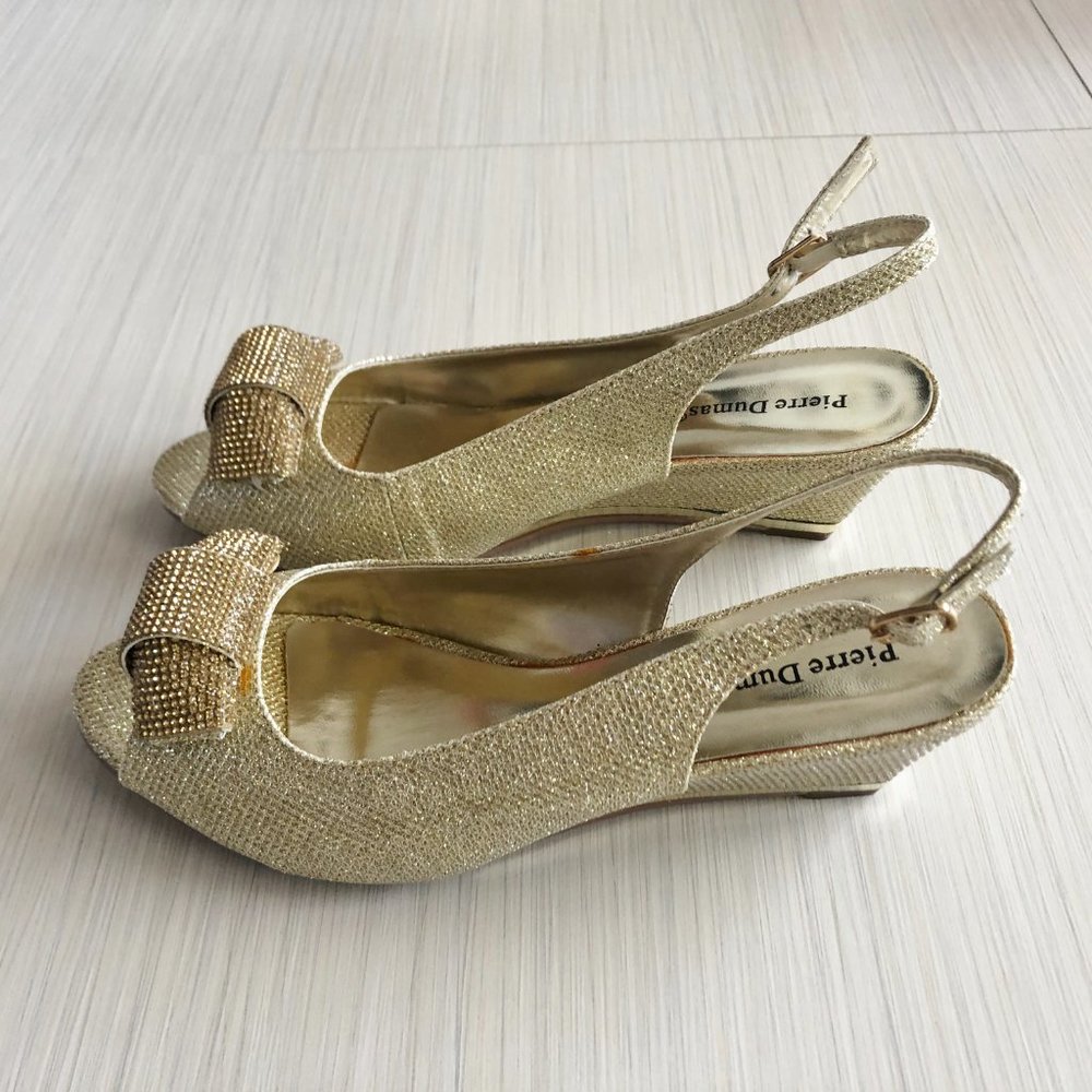Crystal bows wedge sandal